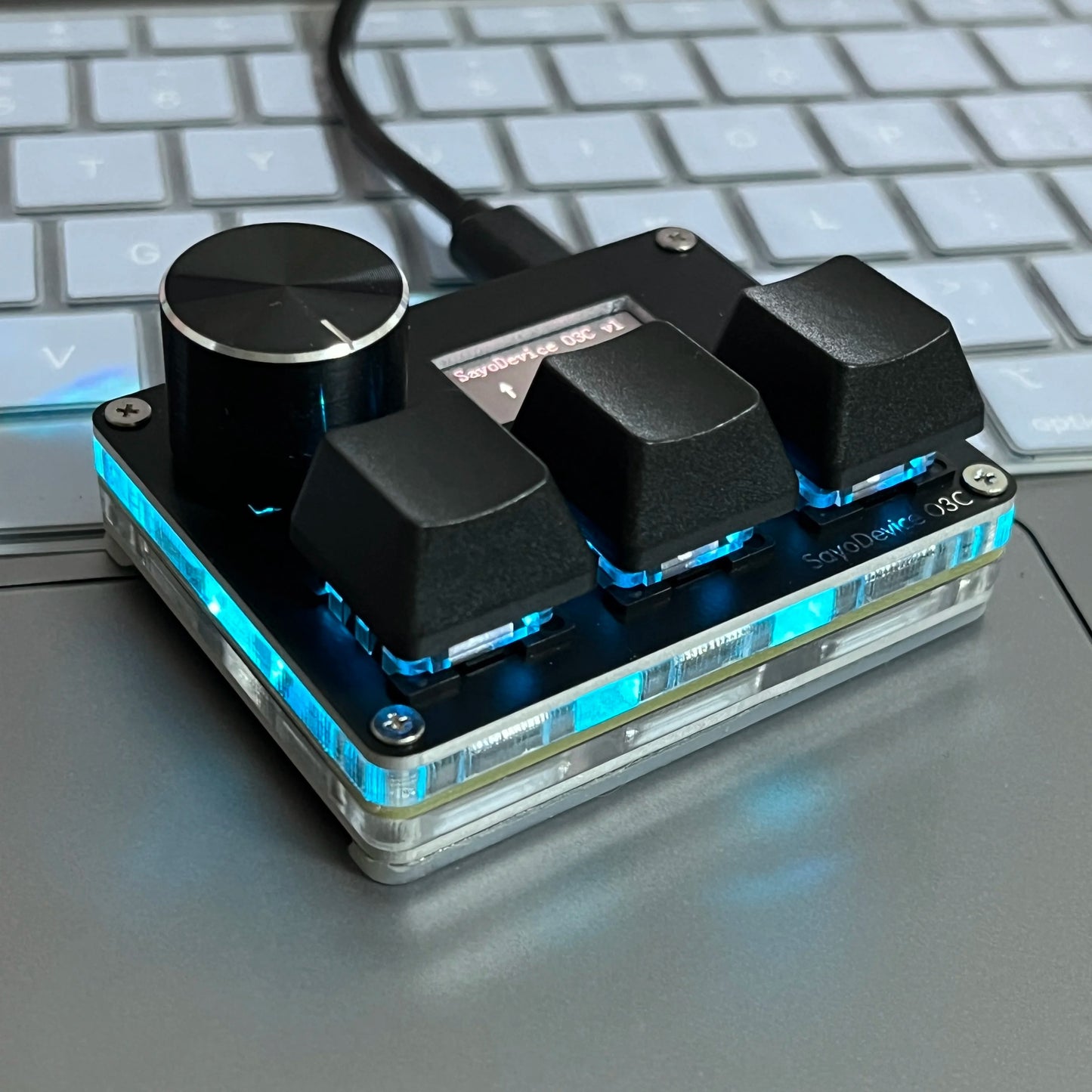 SayoDevice O3C Rapid Trigger Magnetic Keypad | 3-Key Hall Effect Macro Pad with IPS Screen & Control Knob